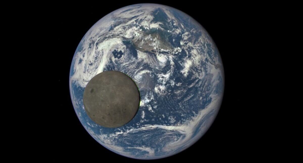 Globe terrestre, lune