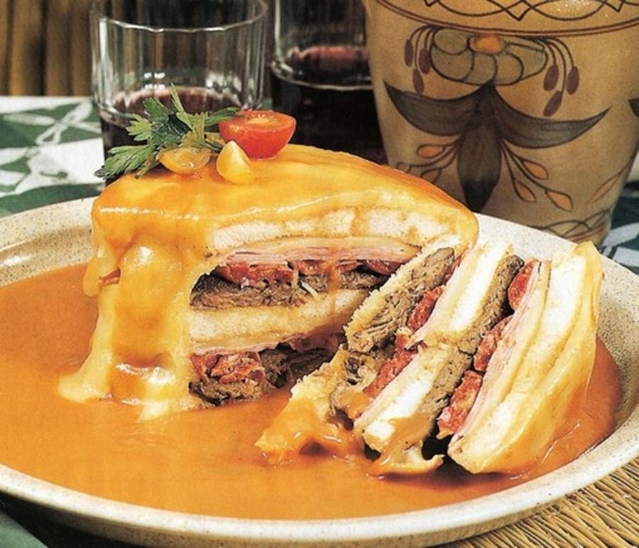 Francesinha, sandwich, fromage
