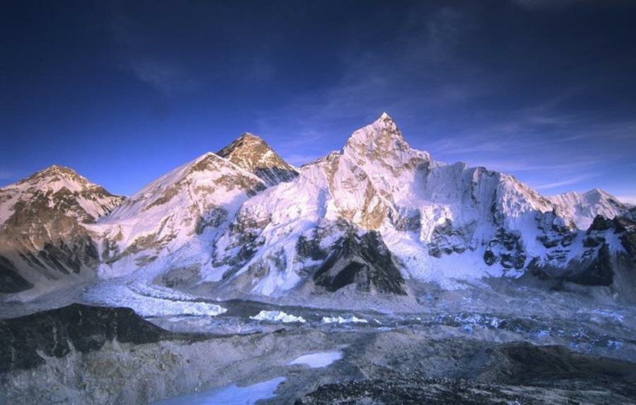 mont everest, coucher de soleil