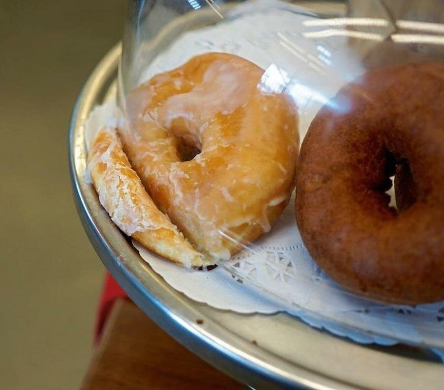 donuts, cloche en verre