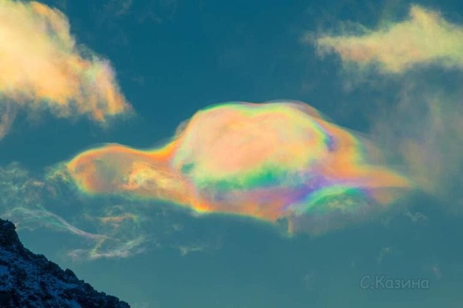 nuage iridescent, iridescent, nuage