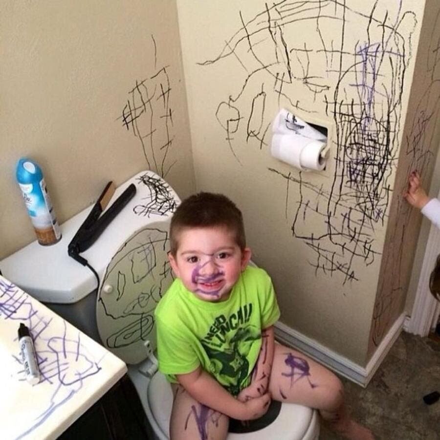 toilettes, heureux, enfant, bêtise, insolite