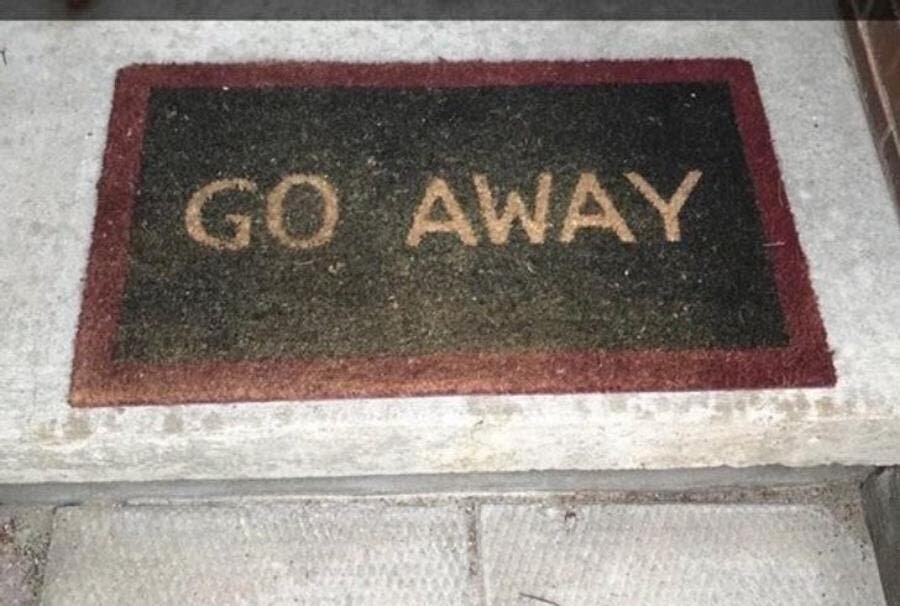 tapis, insolite, humour, sympa, galère, accueillant