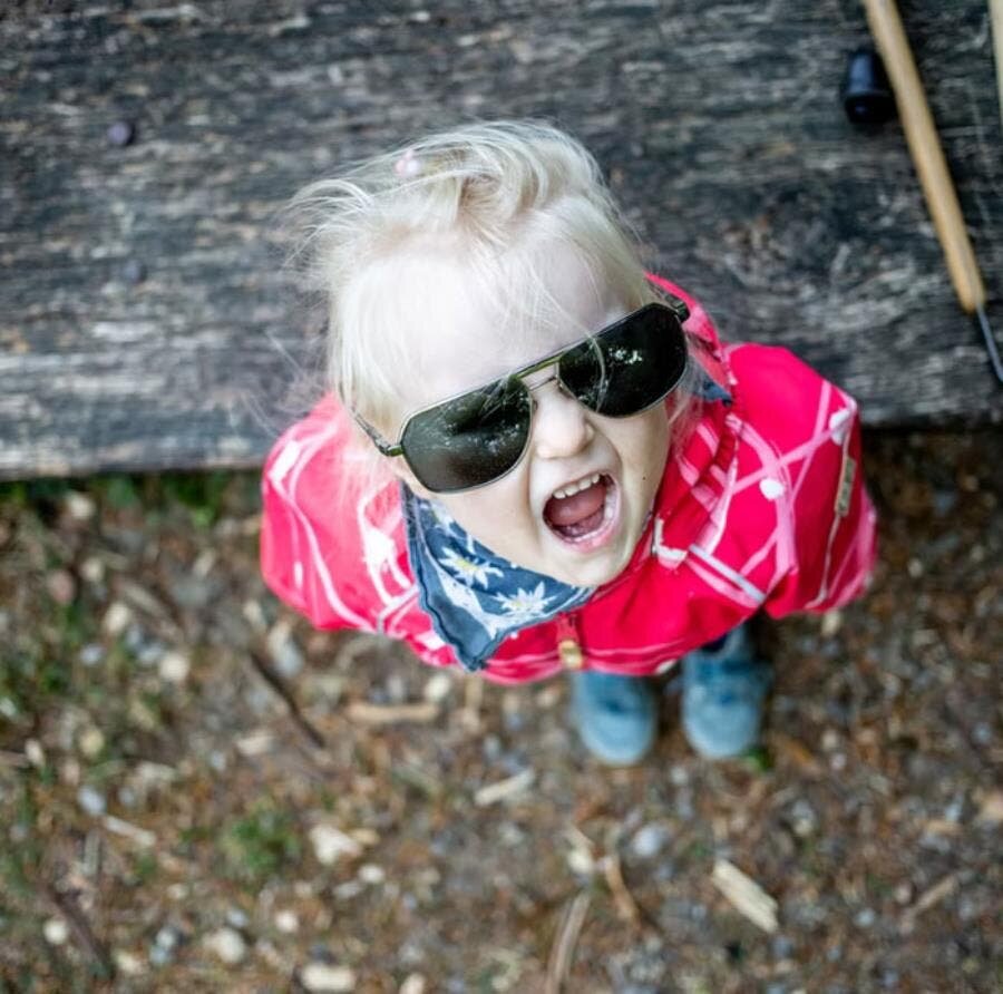 enfant lunettes soleil