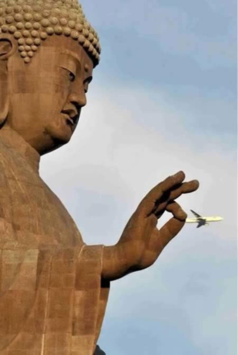 statue doigts
