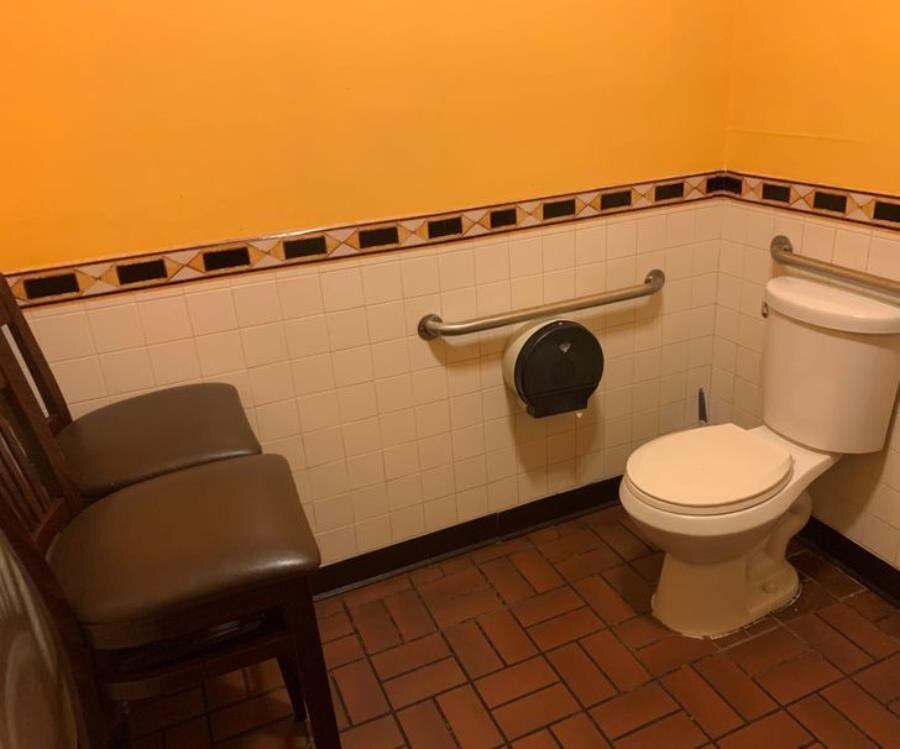toilettes chaises douche