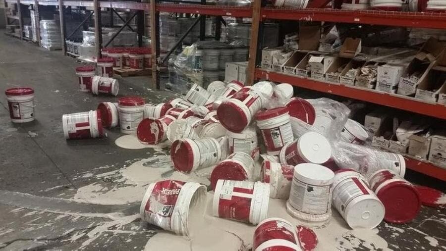 peinture stockage seaux
