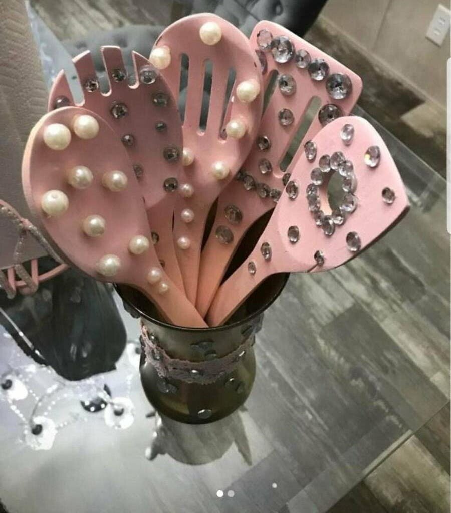 outils cuisine perles paillettes