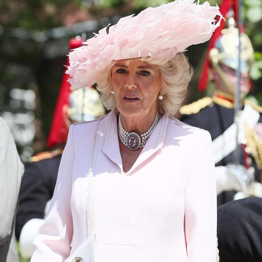 chapeau Camilla