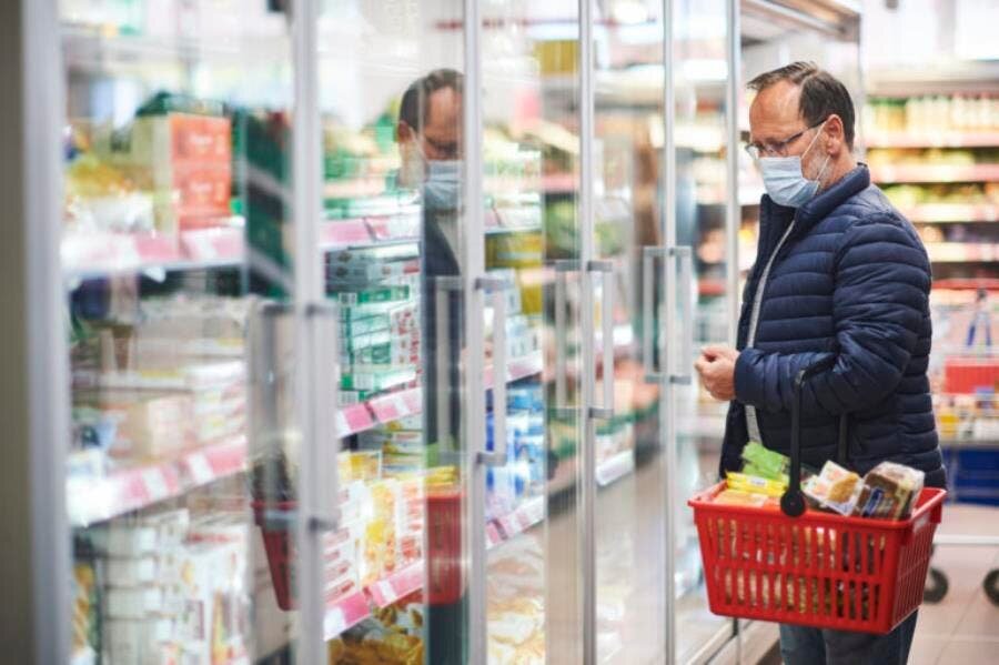 supermarché gêne panier vide 