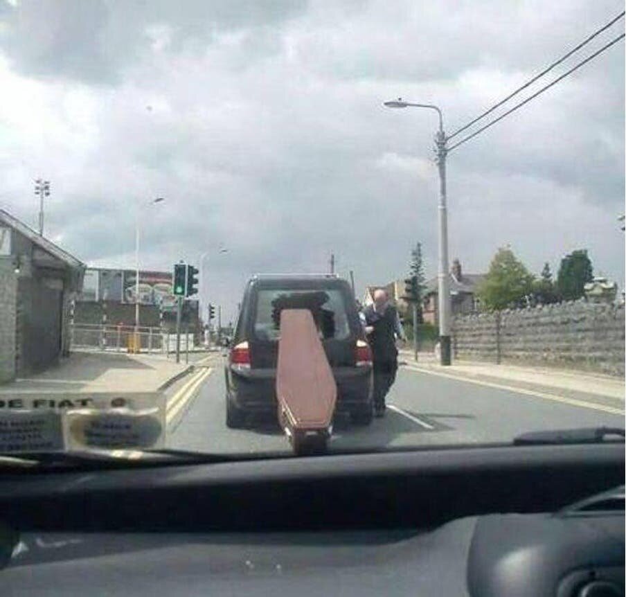 Même mort, on peut quand même passer une sale journée