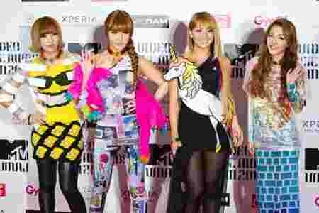 Looks K-POP extravagants 2NE1 MTV Vidéo Music Awards Japon 2012
