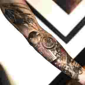 Tatouage réaliste voiture