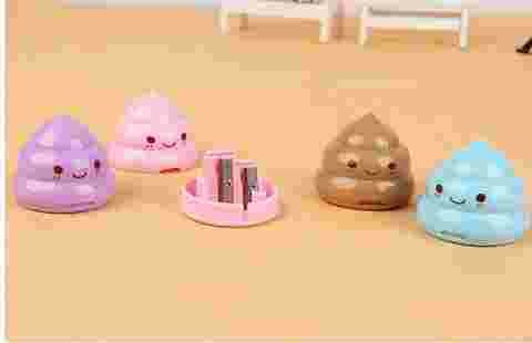  Un taille crayon caca