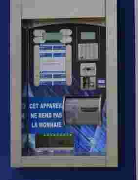 distributeur de billets qui ne rend pas la monnaie