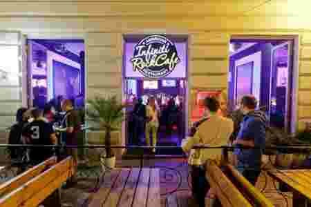 Europe de l'Est villes fêtes Bratislava Slovaquie Infiniti Rock Café