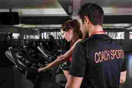 coach sportif, salle muscu, sport
