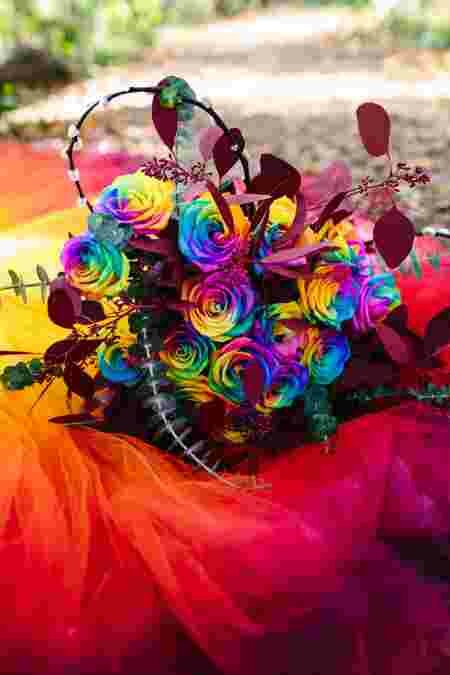 Felicity Westmacott création robe de mariée unique shooting automne bouquet multicolore
