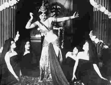 Culture Mata Hari femme fatale espionne Première Guerre Mondiale