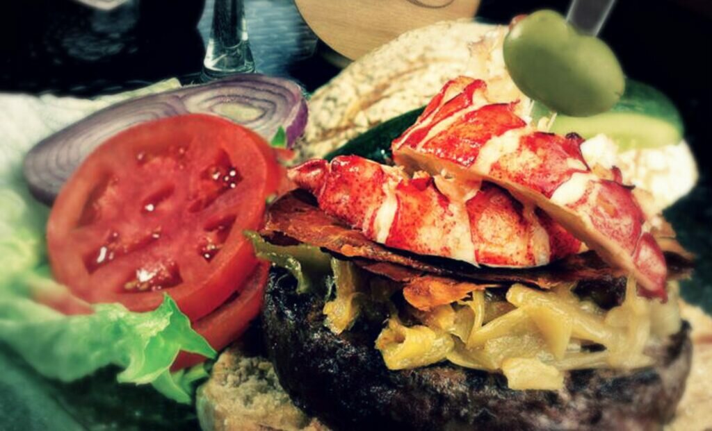 Burger Au Bœuf De Kobe Et Homard Du Maine