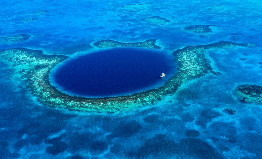 Endroit à visiter : Le Grand Trou Bleu, Bélize