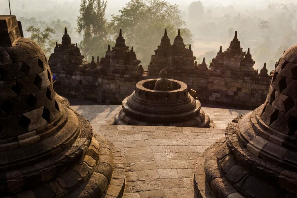 Le Temple De Borobudur (indonésie)