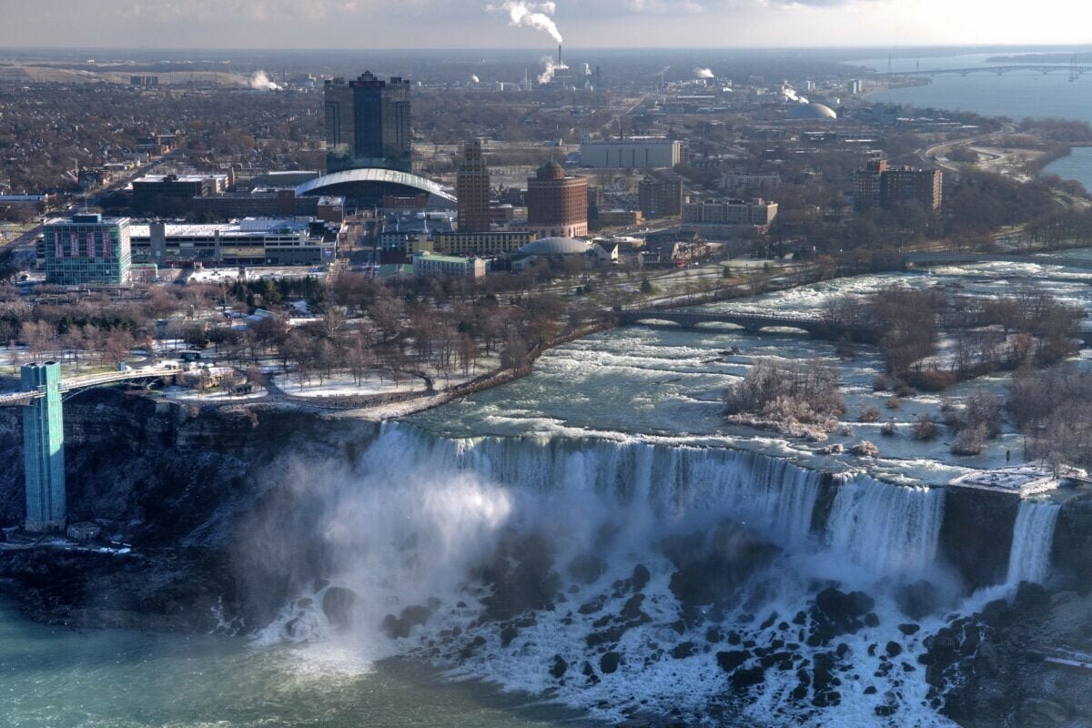 Les Chutes Du Niagara