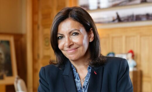 Anne Hidalgo 8800 Euros De Notes De Frais, Dépensés Dans L'achat De Robes De Luxe